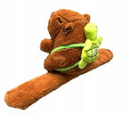 Kapibara z plecaczkiem - opaska na rękę